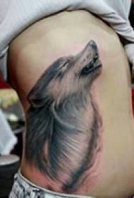 Tatuagem de cintura de lobo cinza de personalidade