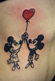 Sisi cangkéng tattoo tokoh awéwé sisi pinggang bentuk jantung sareng Mickey Mouse gambar tato