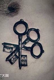 Taille Schlüssel Tattoo-Muster