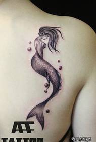 Pattern ng tattoo ng babaeng sirena ng balikat