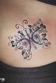 Uzorak za tetovažu leptira u struku