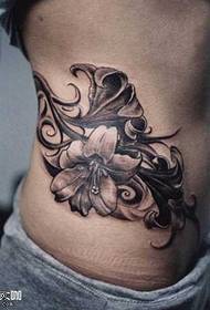 taille lily tattoo patroan
