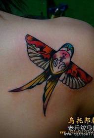 Modello di tatuaggio fenomenale farfalla fenice spalla donna