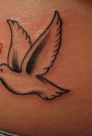 colomba della pace e tatuaggio cuore rosso