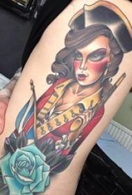 Immagine di tatuaggio lato vita maschio maschio lato vita rosa e personaggio tatuaggio