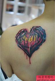 Dječaci ramena popularan pop ljubav tetovaža uzorak