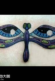 modello di tatuaggio falena