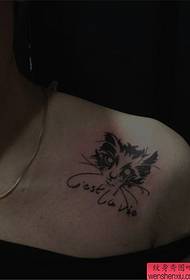 Modello di tatuaggio gatto spalla donna
