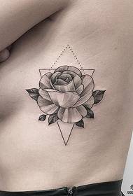 женска страна половината геометриска роза тетоважа шема