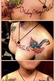Ženské barevné rameno vlaštovka dopis tetování vzor