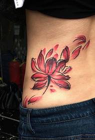 tamaʻitaʻi lanu lanu lotus tattoo i le itu tauagavale