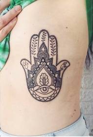middellyf swart lyn Fatima hand tattoo patroon