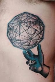 Tattoo მხარეს წელის კაცი ბიჭი მხარეს წელის up ხელით და დედამიწაზე tattoo სურათი