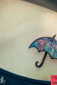 Невеликий свіжий парасольку татуювання візерунок на плечі