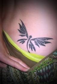 боковая талия татуировка фигура девушка боковая талия черная бабочка татуировка картина