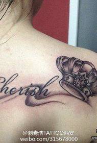 Djevojke ramena klasična popularna slova s uzorkom tetovaže krune