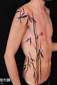 Татуировка листьев