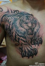Tatueringsshow, rekommenderar en axel tiger tatuering