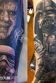 Modello di tatuaggio Star Wars in vita