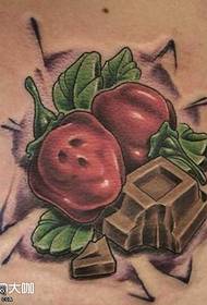 struk voća tetovaža uzorak