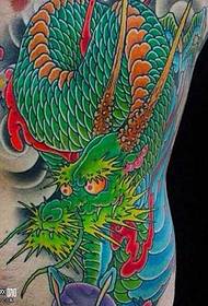 midja dominerande grön drake tatuering mönster
