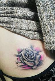 sexy roze tatoetpatroan oan 'e linkerkant fan' e taille