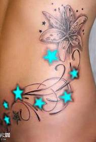 motivo tatuaggio giglio vita
