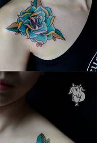 Piękny tatuaż pop rose na ramieniu dziewczyny