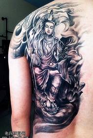 Hiji satengah tattoo tukang Buddha anu dipasihkeun ku acara tato