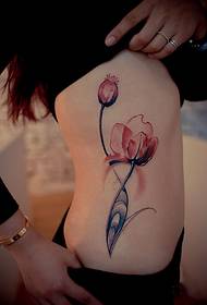 volom-bolo antsasaky ny felam-boninkazo pop Tattoo modely