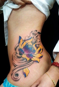 Schönheit Taille Lotus Lampe Tabelle Tattoo Muster
