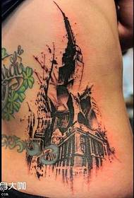 Modello antico tatuaggio architettonico della vita