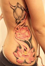talia ładnie wyglądający wzór tatuażu lotosu