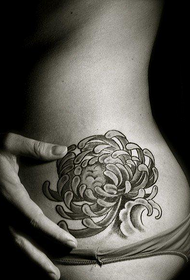 m'chiuno chrysanthemum chithunzi chojambula ndi tattoo