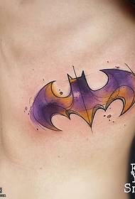 modello tatuaggio pipistrello in vita