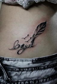 Tatoo znaka za pero ženskega pasu