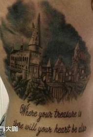 modello di tatuaggio antico edificio vita