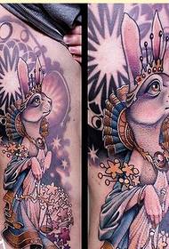 un modello del tatuaggio del coniglio di scuola della vita laterale per godersi l'immagine