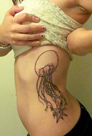 kız bel denizanası dövme deseni