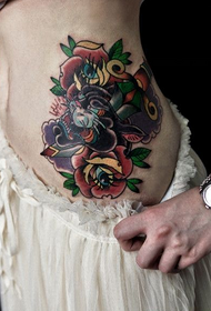 Taille kreativ Aen rose Tattoo Muster
