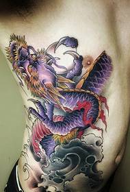 bò ren koulè tatoo dragon tou trè dominan