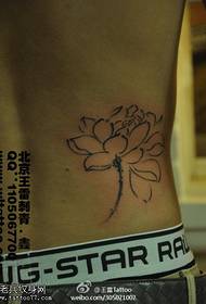 jednostavan i izdašan uzorak lotosove tetovaže