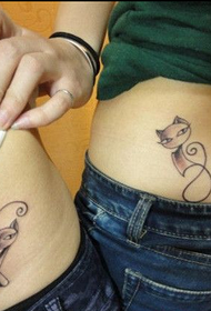paartjie persoonlikheid middellyf kat tatoeëring