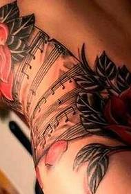 modello di tatuaggio nota rosa in vita