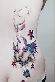 mulleres de moda Cadro de tatuaje de gato fermoso e agradable na cintura lateral