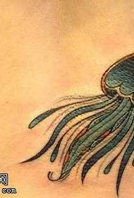 modeli i tatuazhit të kandil detit të belit