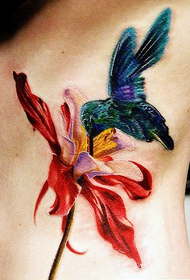 腰部纹身图案彩色3D花卉小鸟纹身图案