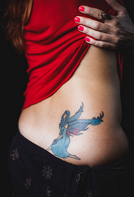 sieviešu muguras vidukļa elfa tetovējuma modelis