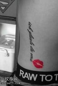 tendencia de la cintura hermosa letra impresión de labios Patrón de tatuaje