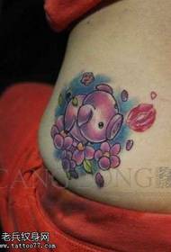 padrão de tatuagem de porco fino da cintura